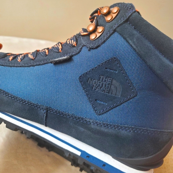 North Face Winter Boots - Picture 11 of 12